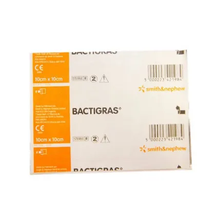 Bactigras, opatrunek parafinowy z octanem chlorheksydyny, jałowy, 10 cm x 10 cm, 10 sztuk